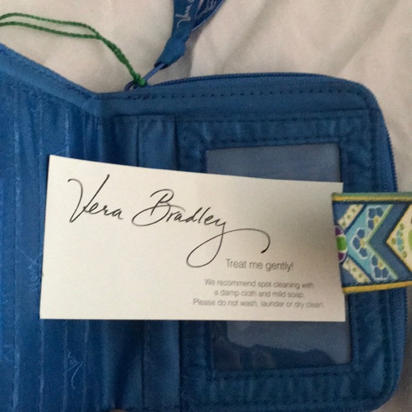 Vera Bradley wallet - Picture 5 of 7